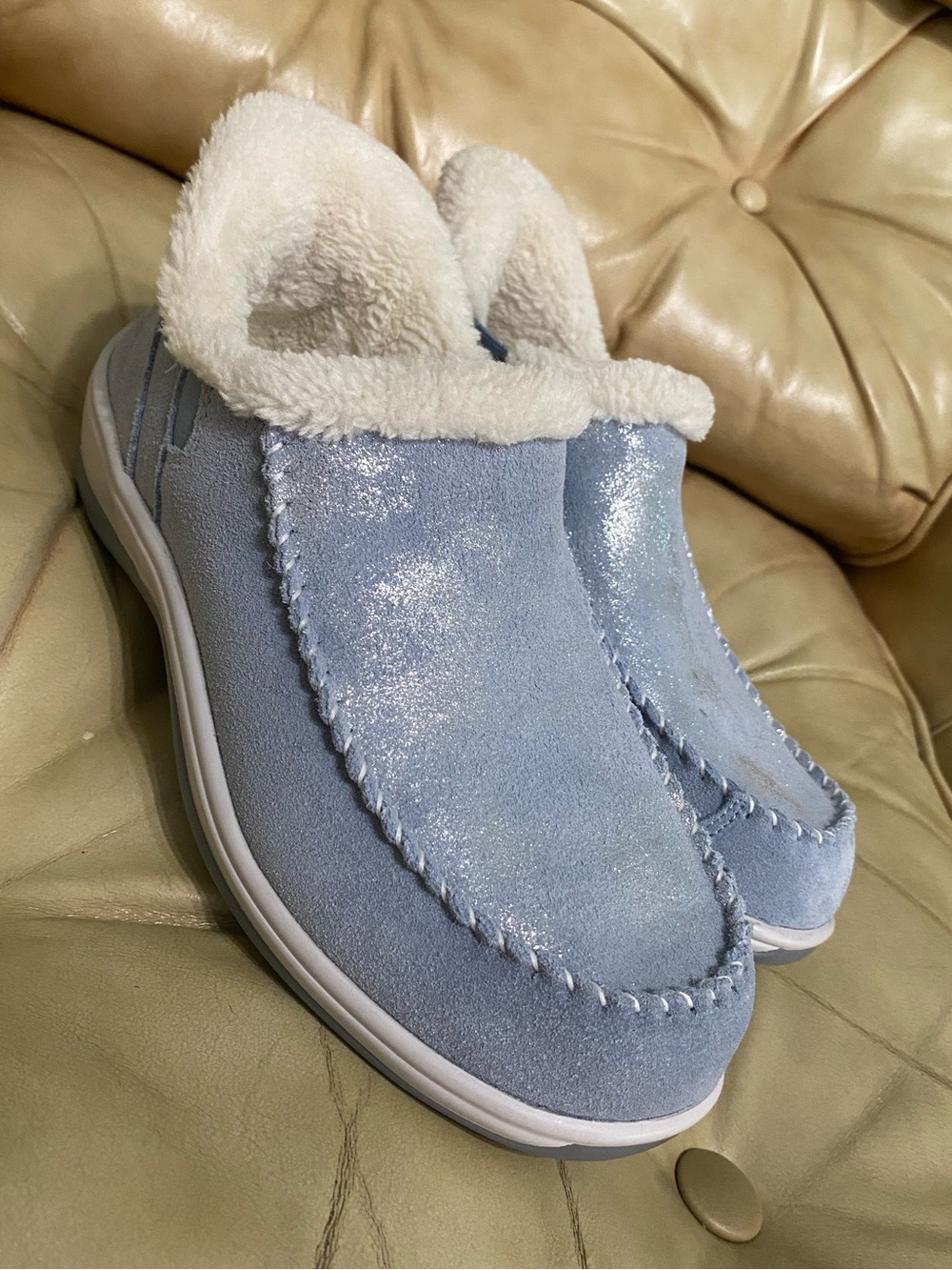 Orthofeet 7.5 WIDE Women's Shoes Hands-Free Blue Glitter Suede Sherpa Slip On